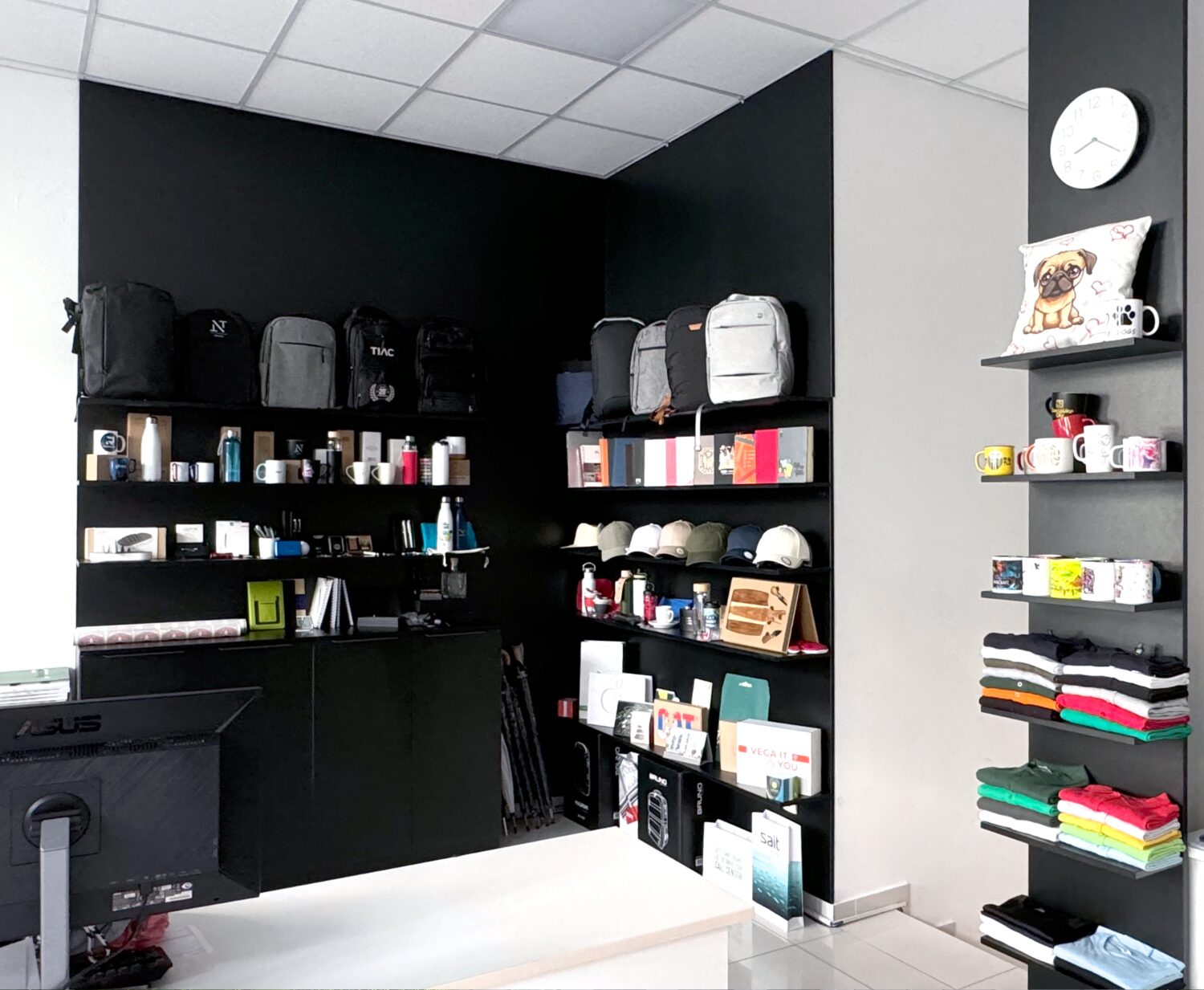 O nama 2 Mint police